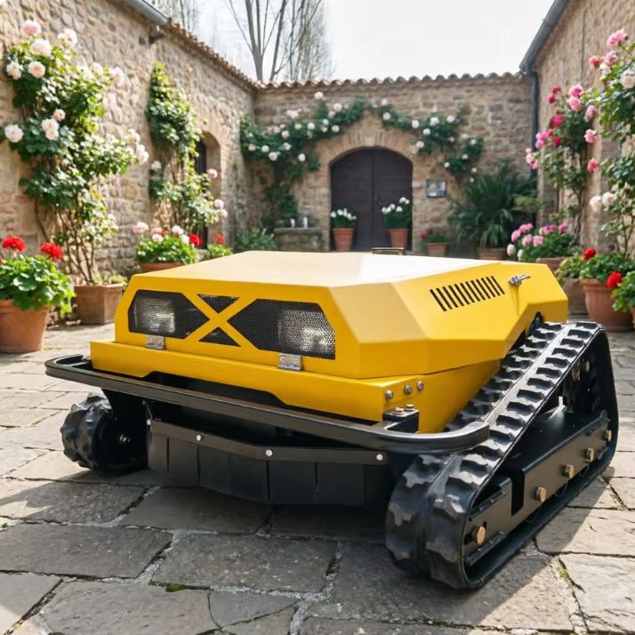 Smart Garden Robot - Mesin Pemotong Rumput Beroda Rantai dengan